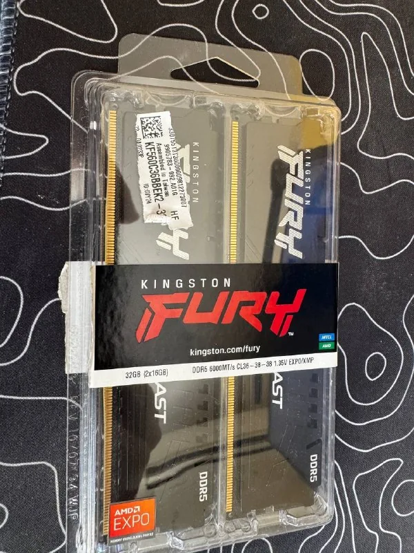 Intel i5-12600K, ASRock Z790 PG RIPTIDE, Kingston DDR5 32GB 1