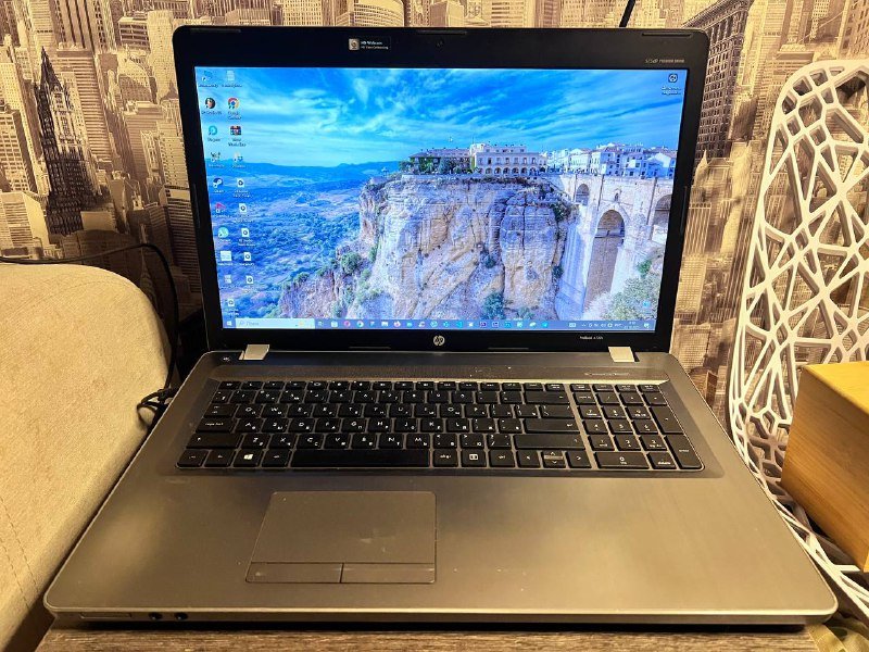 Ноутбук HP ProBook 4730s 17 дюймов 256Gb SSD 320Gb HDD 6Gb RAM