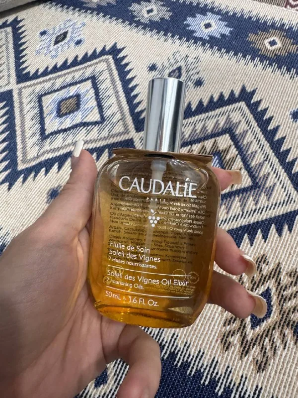 Парфюмированное масло для тела Caudalie