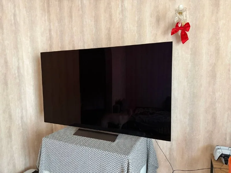 LG OLED C4 65 телевизор на запчасти 1