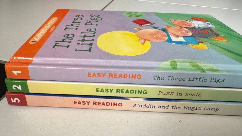 Серия книг на английском: The Three Little Pigs, Puss in Boots, Aladdin