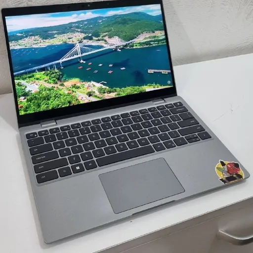 Dell Latitude 3330