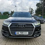 Audi Q7 2
