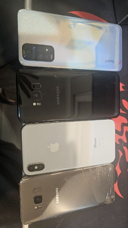 4 телефона Redmi Note 11, Samsung S9+, S6, iPhone X со сломанными экранами