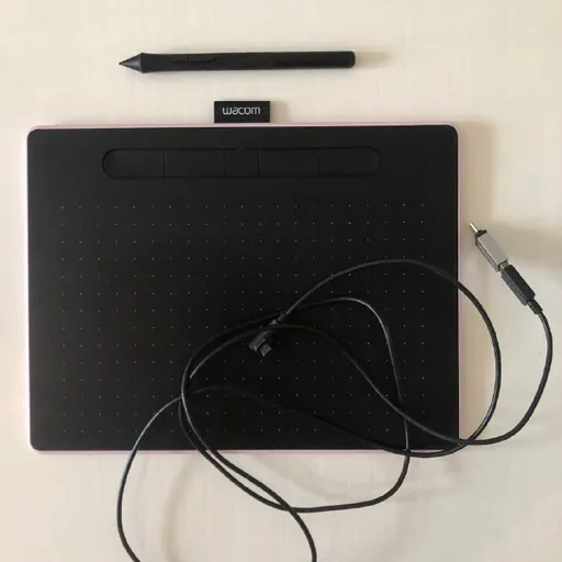 Графический планшет Wacom Intuos M Bluetooth CTL-6100WL