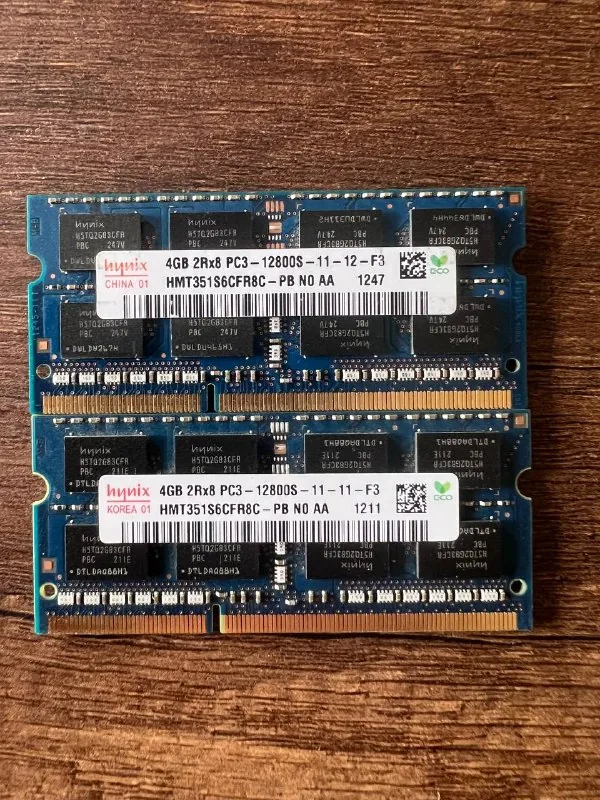 Оперативная память для ноутбука Hynix DDR3 8 ГБ