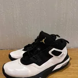 Мужские кроссовки Nike Jordan Stay Loyal 3 2