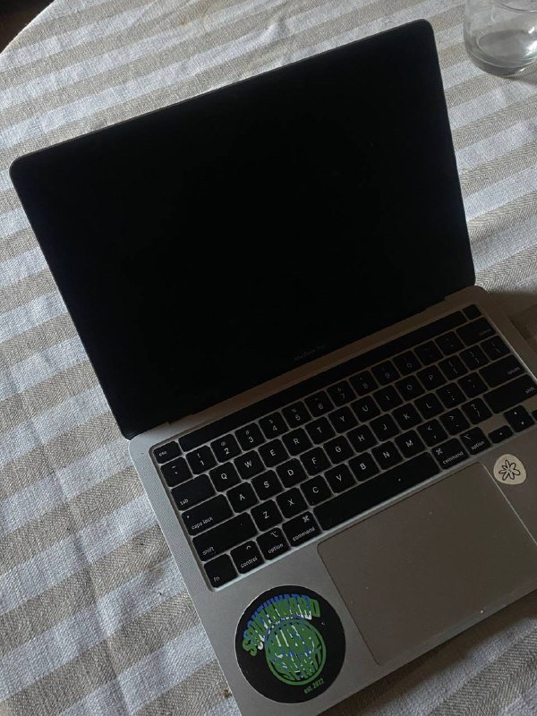 MacBook Pro 13" 2020 на запчасти