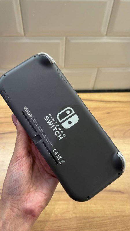 самсунг А50, самсунг а01 core, приставка Nintendo Switch, игра настольная Рик и Морти 6