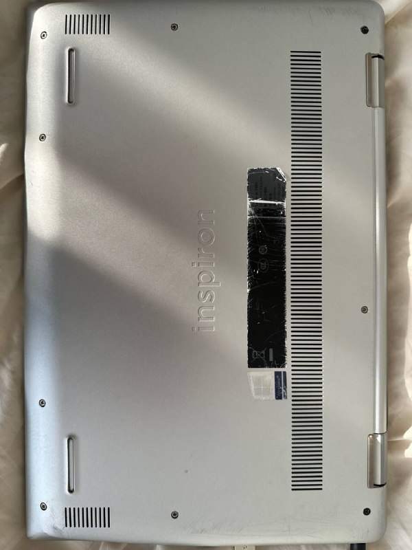 Dell Inspiron 14 7490 Laptop 4