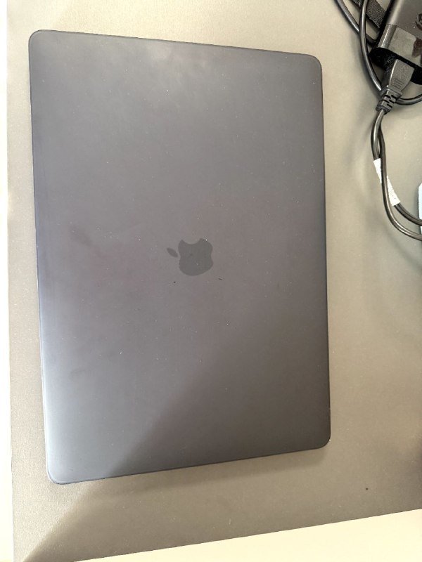 MacBook Pro 2017 с touch bar Intel Core i7 16GB RAM 512GB