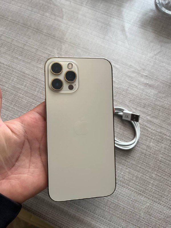 iPhone 12 Pro Max 3