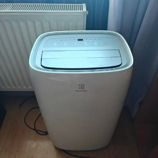 Мобильный кондиционер ELECTROLUX Loft EACM-8