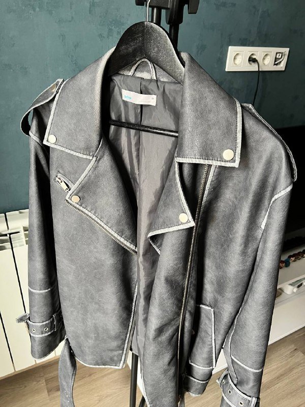 Куртка-косуха женская, размер M