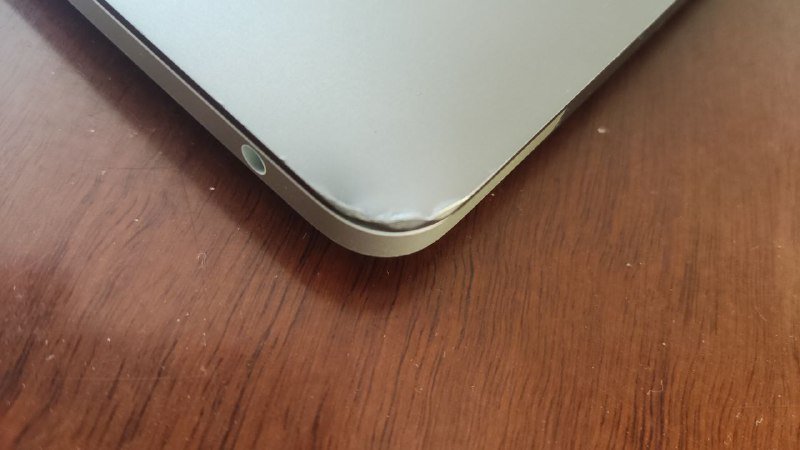 Macbook pro 13 2019, 8Гб, ssd 128 5