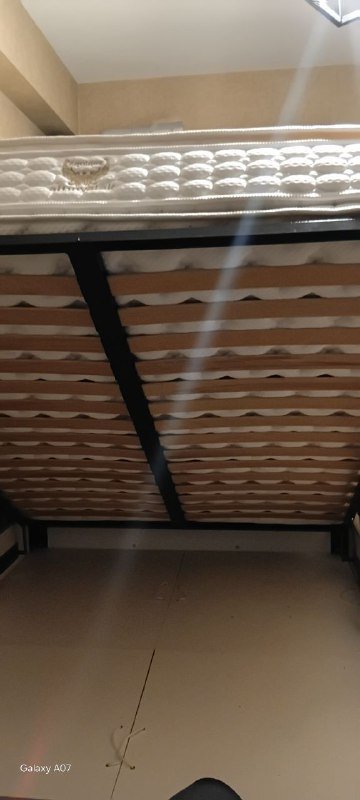 Кровать с матрасом 160x200, 150x190