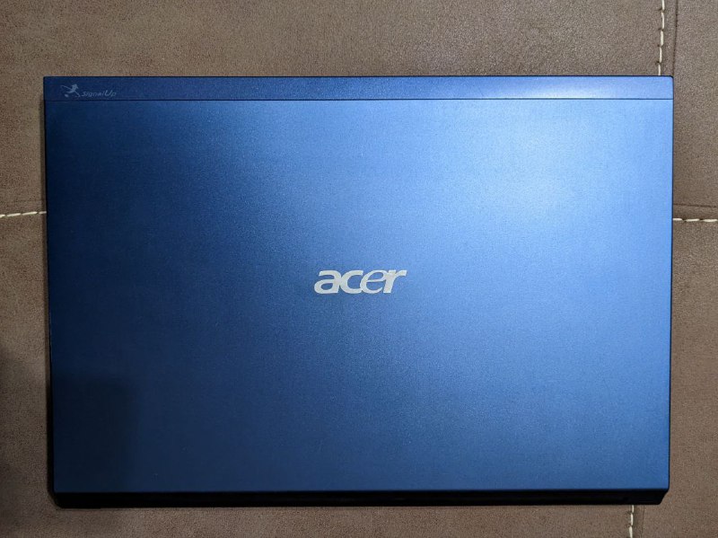 Продаю рабочий ноутбук Acer в идеальном состоянии 2