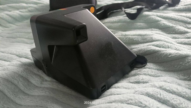 Полароид Polaroid Now фотоаппарат с кейсом 3