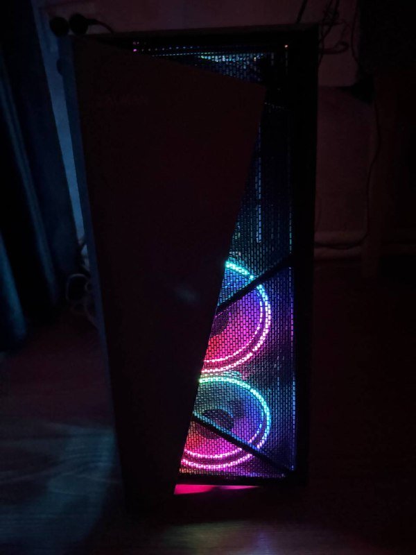 GTX 1080 Ti 11GB, Ryzen 5 5600X, 16GB RAM