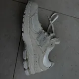 Кроссовки New Balance 2002 2