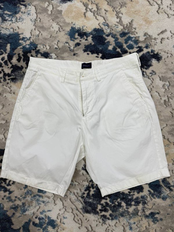 Мужская рубашка Hugo Boss, футболка Diesel, джинсы Diesel, брюки Massimo Dutti, свитер Calvin Klein, шорты Gant, шорты Hugo Boss 6