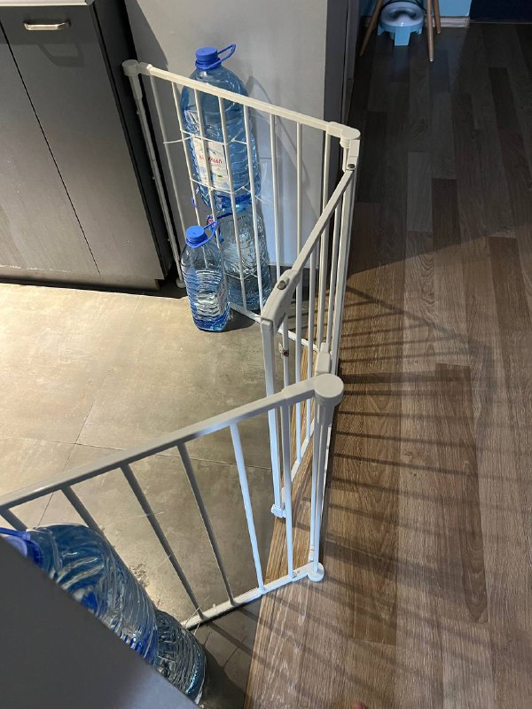 Детский забор-манеж Regalo 8 секций с дверцей 2