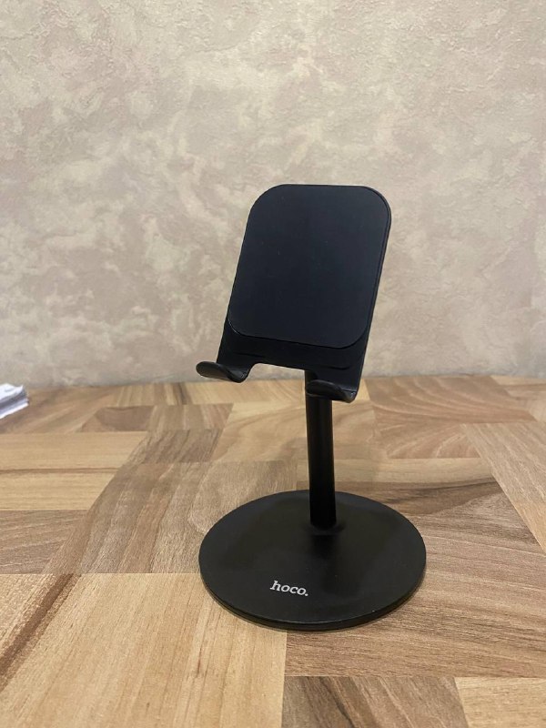 Книга, подставка для телефона, кастрюли IKEA, форма для выпечки, микроволновка, офисный стул, чайник 2