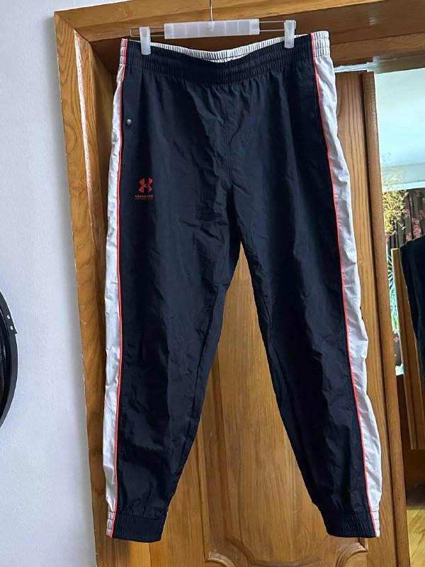 Спортивные штаны under armor XL