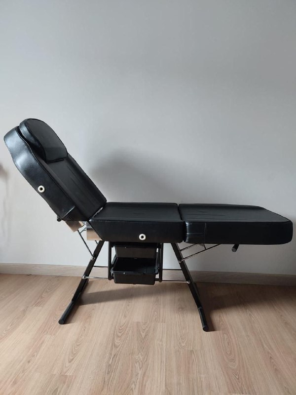 Косметологическая кушетка для педикюра 2