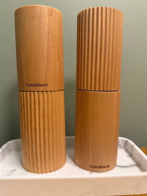 Набор мельниц для соли и перца Crate and Barrel