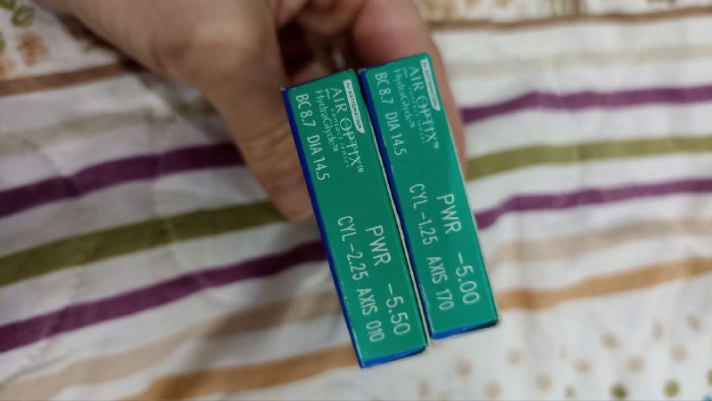 Линзы астигматические Alcon 4 шт. 2