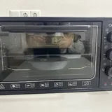 Стол, микроволновая печь, корзина для белья 8