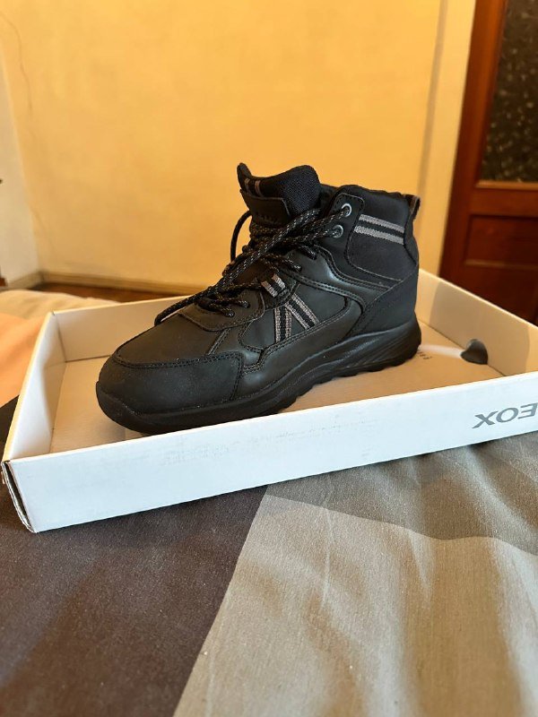 Мужские ботинки GEOX, размер 40.7