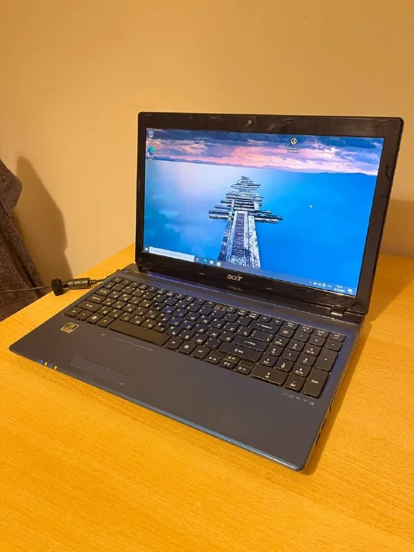 Ноутбук Acer Aspire 5750G 1