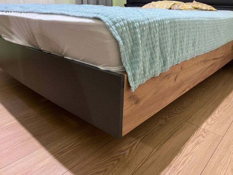 Кровать 160x200 с матрасом и наматрасником 5