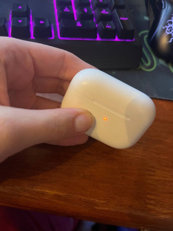 Гнездо от AirPods 2 pro 2