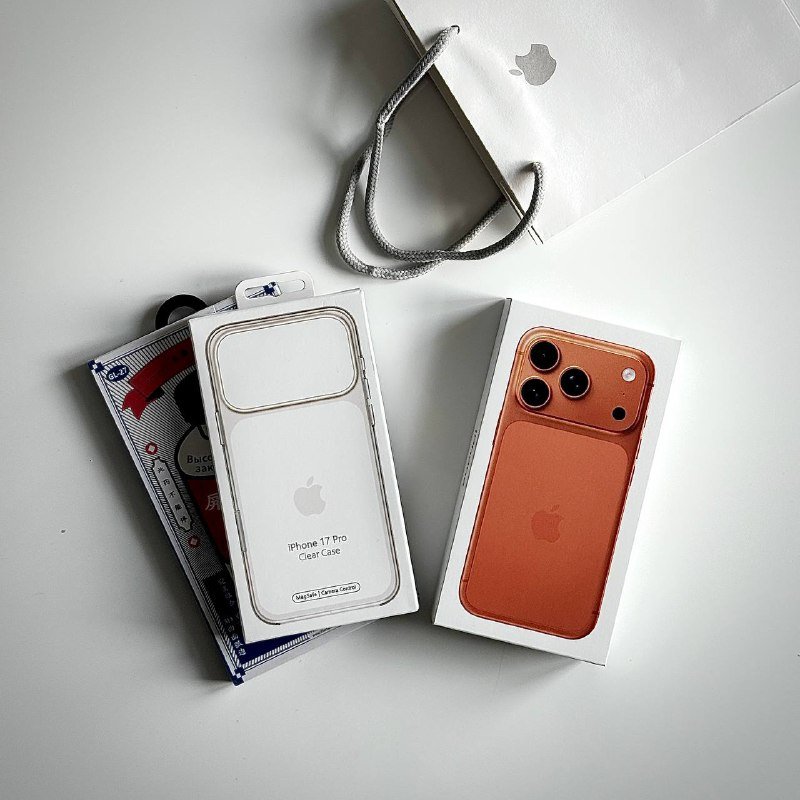 iPhone 17 Pro 256GB Cosmic Orange