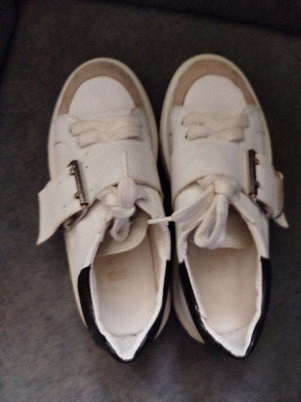 Кроссовки 38 и 39 размер 2