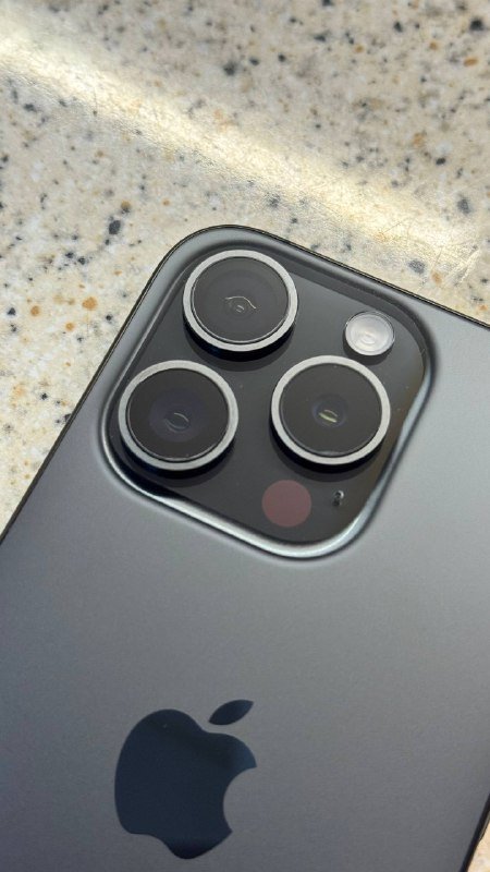 iPhone 15 Pro Black Titanium 128GB 7