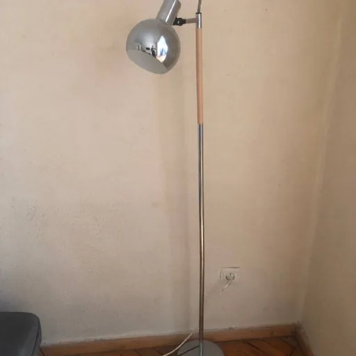 Лампа