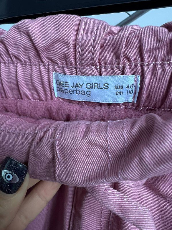 Новые джинсы с начесом 4-6 лет 3