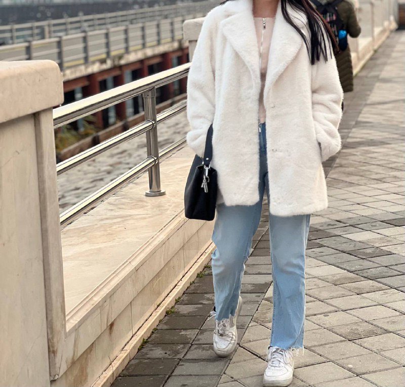 Эко шуба белая теплая