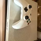 Xbox One 500 ГБ 2