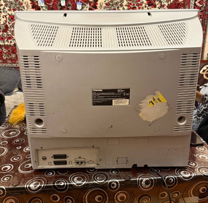 Большой телевизор Toshiba рабочий 2