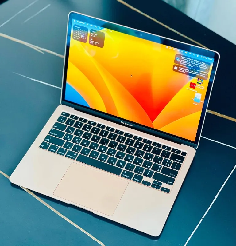 MacBook Air M1 8/256 2020 Pink 1