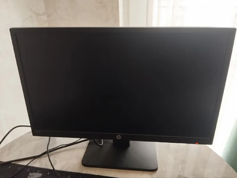Монитор HP 21.5" 22x