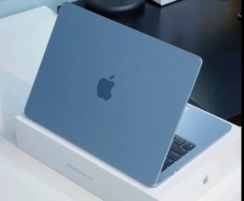 Macbook Air 15 M4 16/256