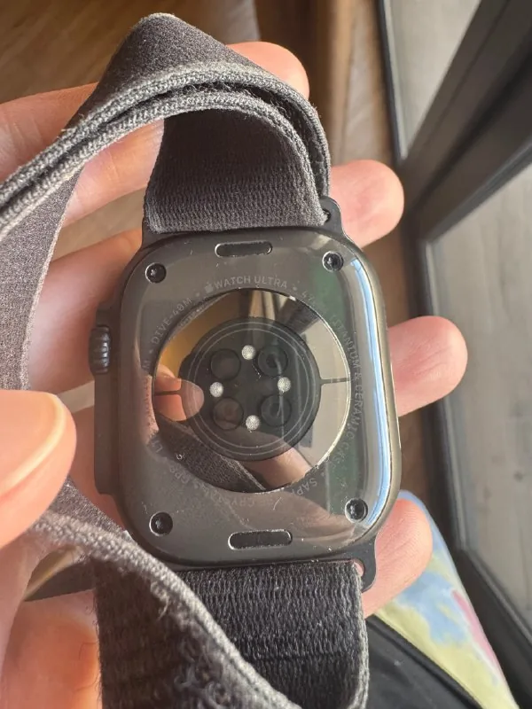 Apple Watch Ultra 2 4
