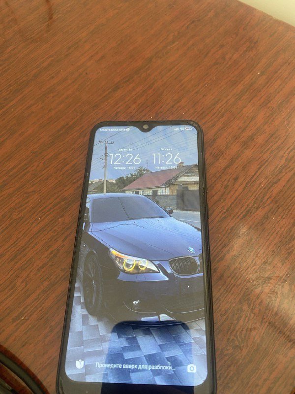 Смартфон Redmi в идеальном состоянии 4