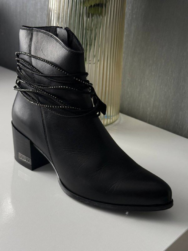 Полусапоги Guess кожа 37 размер
